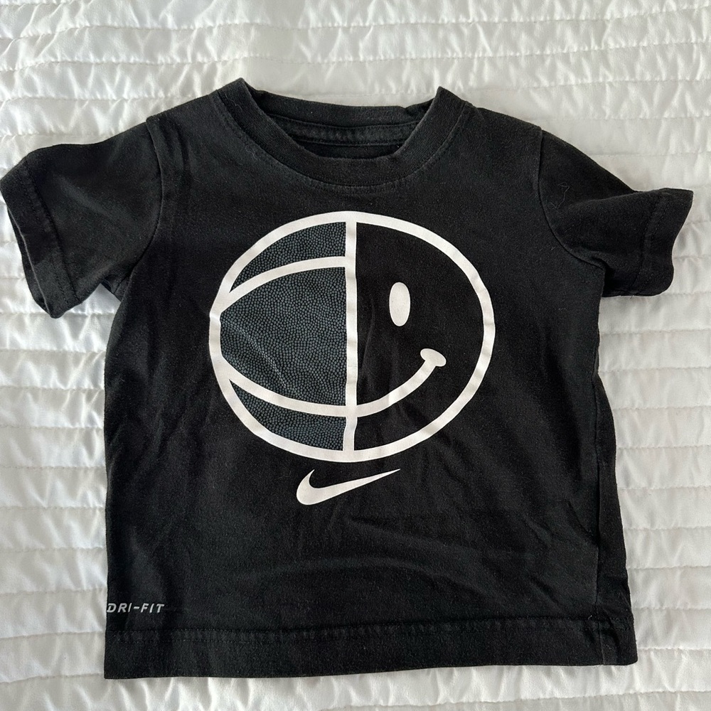 2T 3T Nike basketball black tee shirt logo